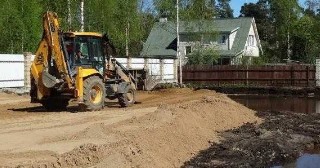 Отсыпка грунта Магадан, цена от 206 руб.